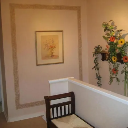 Grosse Mit Balkon Und Garten * Steinen (Westerwaldkreis)